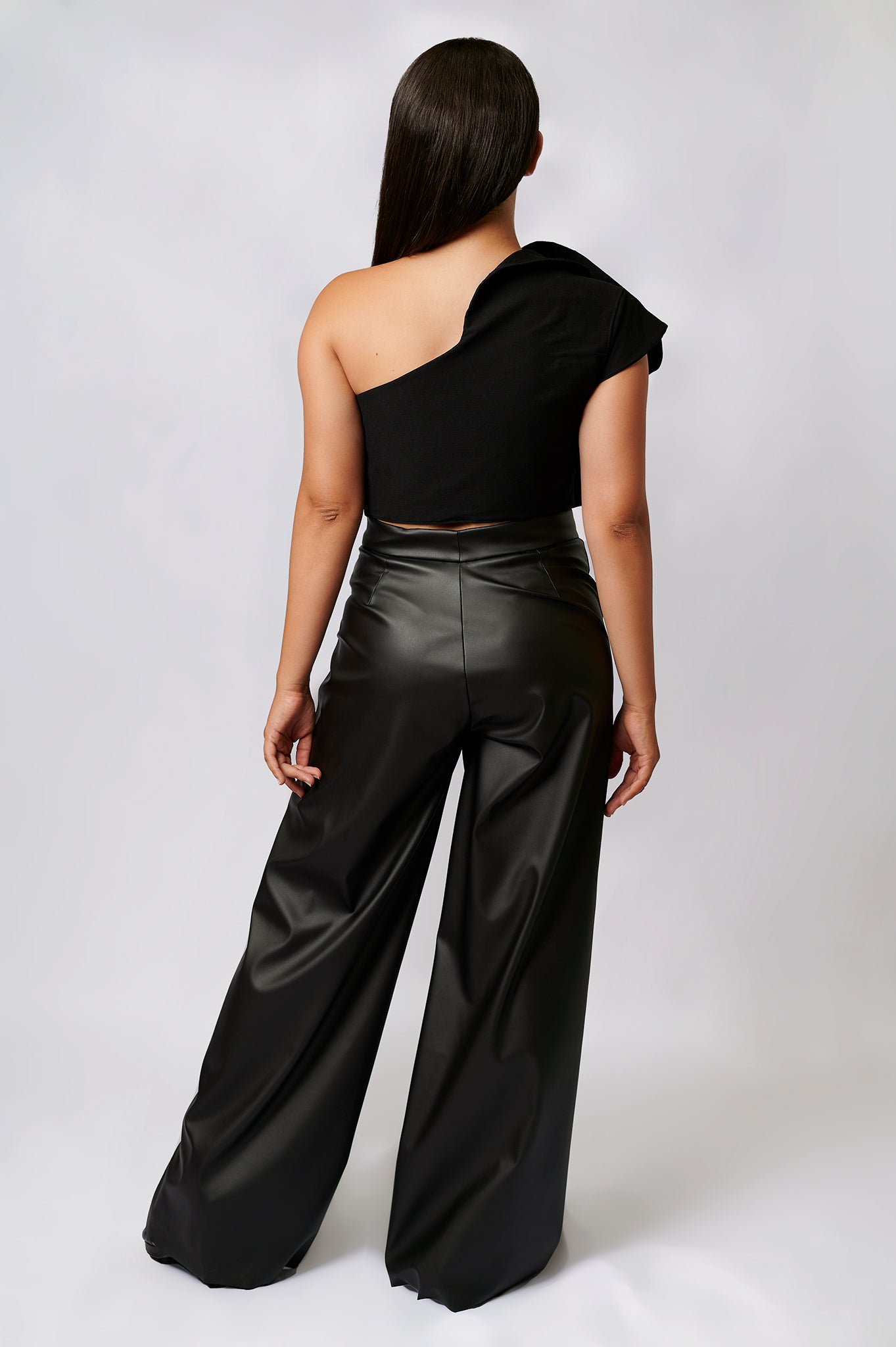 Pantalón Cuerina Negro